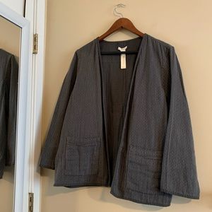 Stunning Eileen Fischer light weight jacket / cardigan .